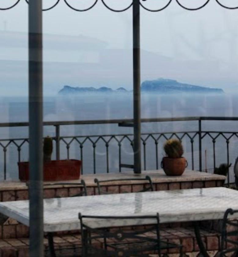 Terrazza Morghen Panoramic Rooftop Napoli Eksteriør billede